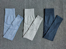 Carregar imagem no visualizador da galeria, Calça De Yoga Compressão - Feminino
